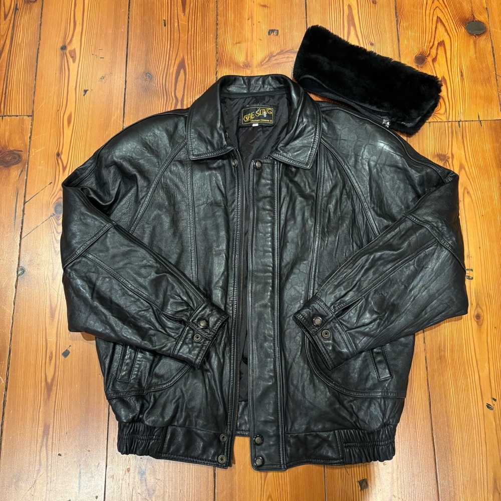 Vintage Lambskin Leather Jacket with removable fur collar